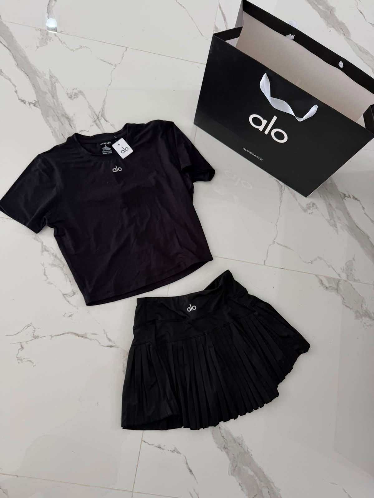Conjunto Alo yoga falda tablada
