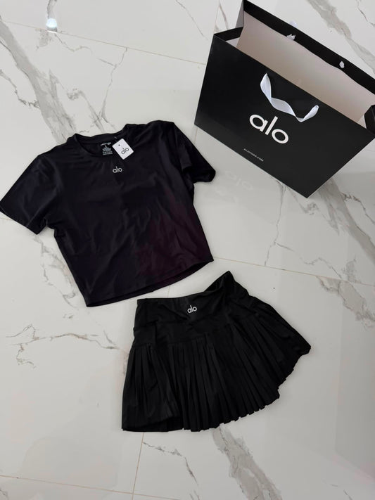 Conjunto Alo yoga falda tablada