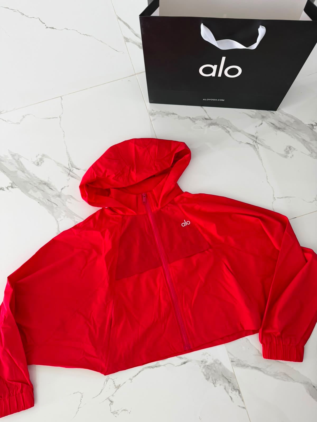 Chamarra Alo yoga rompe vientos rojo