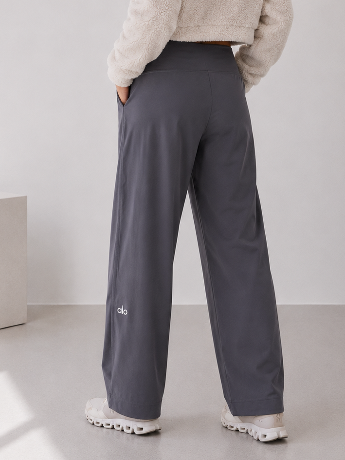 Pantalón Alo yoga recto tela  licra gris