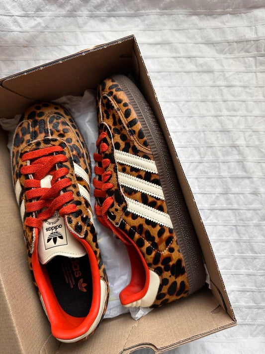 Adidas samba animal print