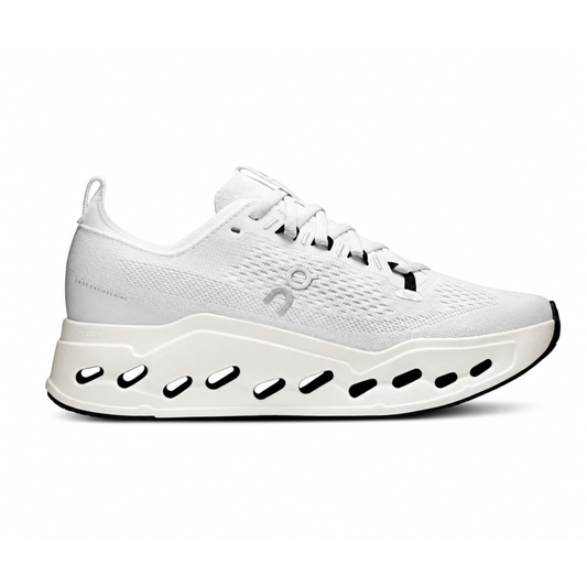 Tenis on Cloud Surfer Max blanco/beige
