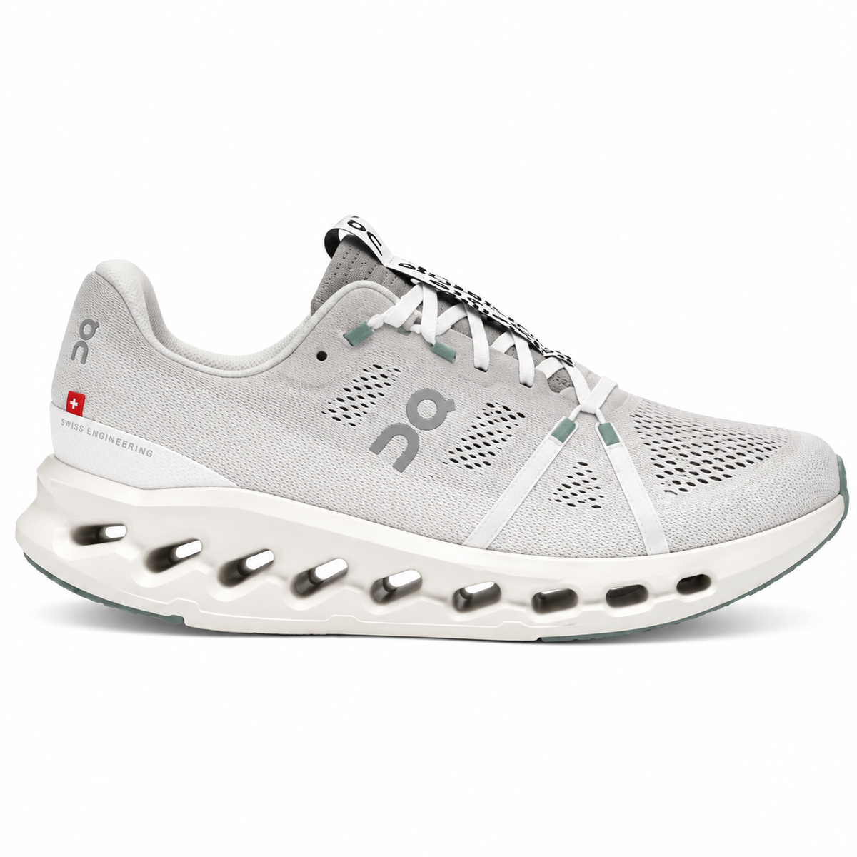 Tenis on Cloud Surfer lengueta escrita verde